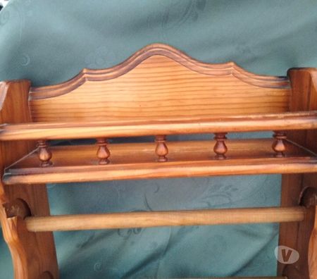 Ameublement & art de la table Charente-Maritime La Rochelle - 17000 - Photos Vivastreet DEROULEUR MULTIPLE EN BOIS DE CUISINE