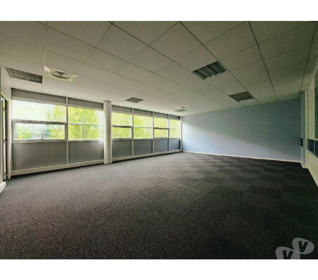 bureaux locaux Haute-Garonne Labege - 31670 - Photos Vivastreet (X-18257) Bureaux Vide 310 m²