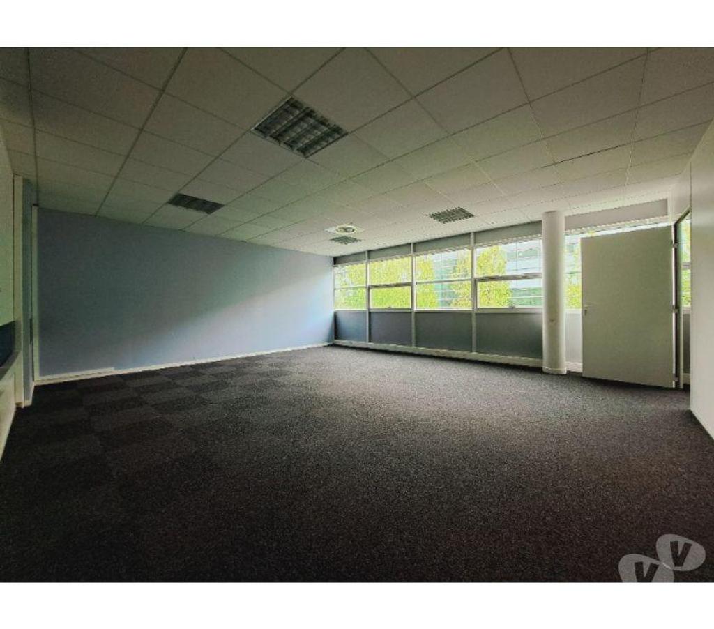bureaux locaux Haute-Garonne Labege - 31670 - Photos Vivastreet (X-18257) Bureaux Vide 310 m²