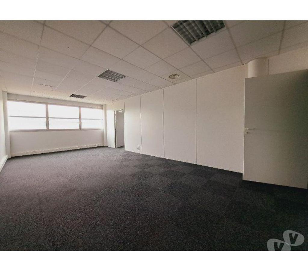 bureaux locaux Haute-Garonne Labege - 31670 - Photos Vivastreet (X-18257) Bureaux Vide 310 m²