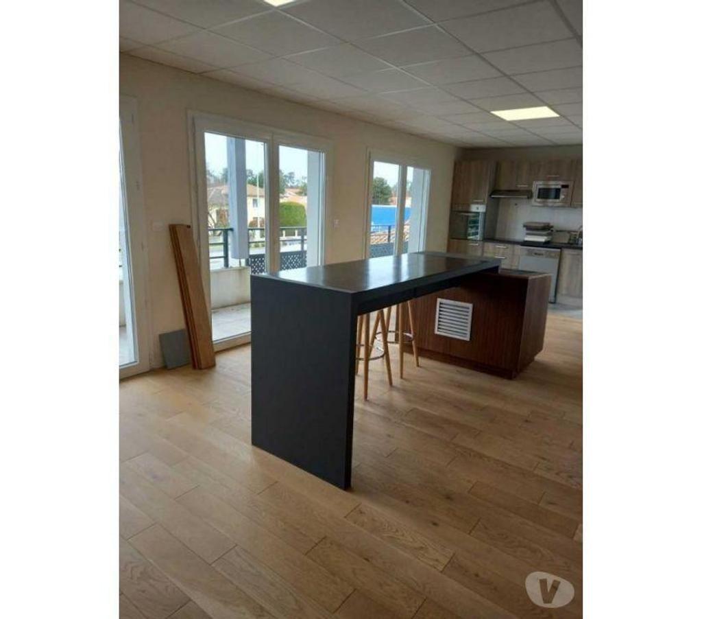 bureaux locaux Gironde Biganos - 33380 - Photos Vivastreet (X-18232) Bureaux Vide 200 m²