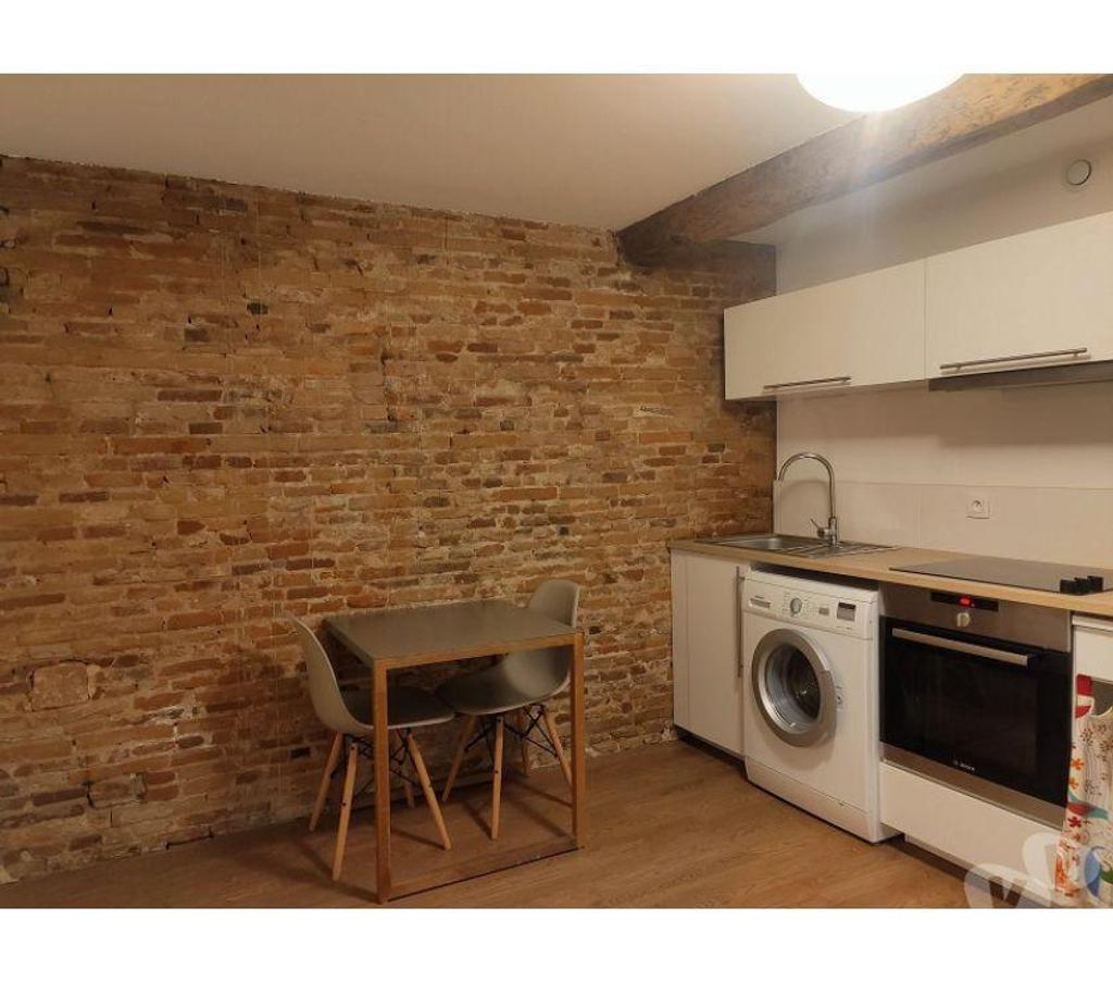 bureaux locaux Haute-Garonne Toulouse - Photos Vivastreet (X-17768) Bureaux Vide 28 m²