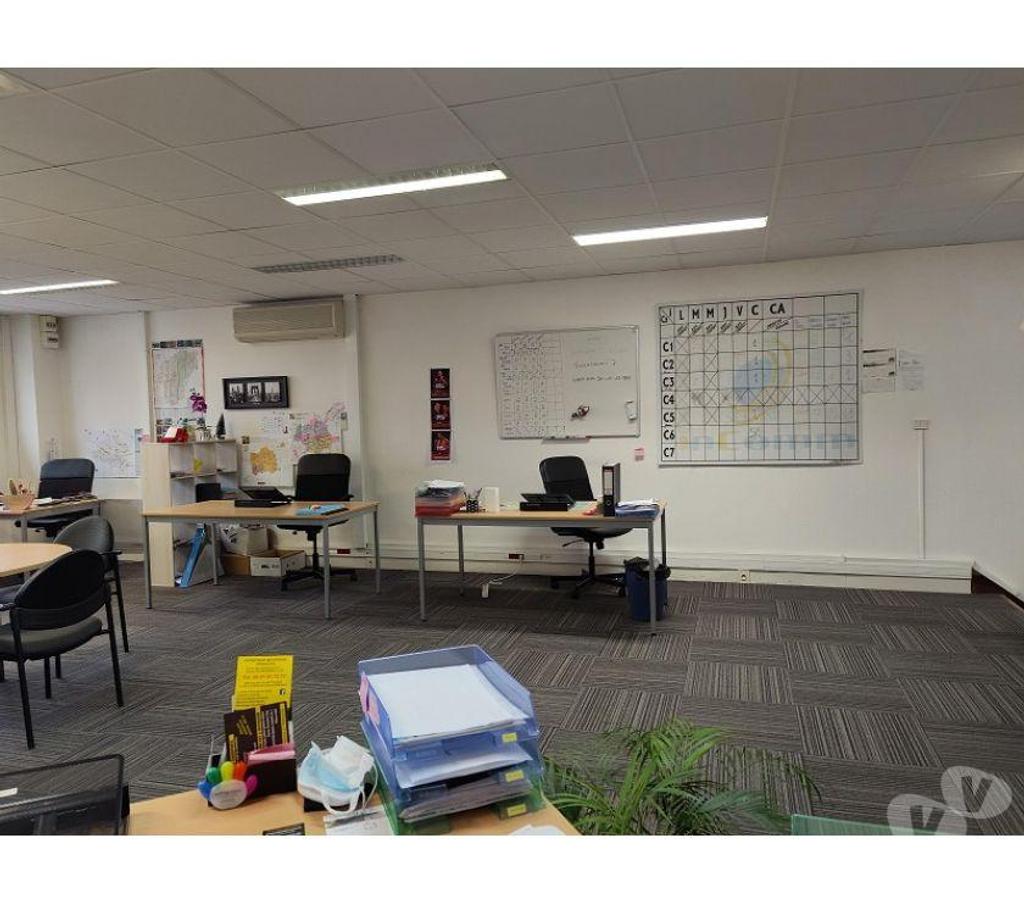 bureaux locaux Haute-Garonne Balma - 31130 - Photos Vivastreet (X-16257) Bureaux Vide 130 m²