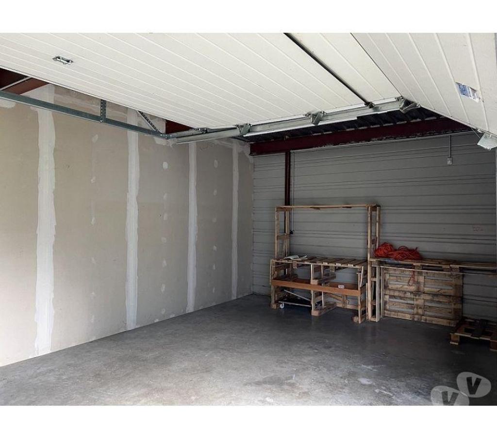 bureaux locaux Gironde Merignac - 33700 - Photos Vivastreet (X-18227) Bureaux Vide 122 m²