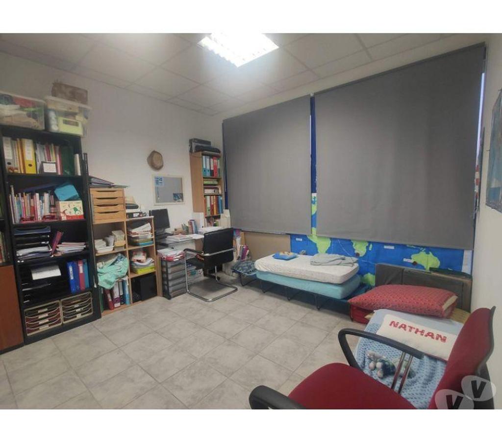 bureaux locaux Haute-Garonne La Salvetat St Gilles - 31880 - Photos Vivastreet (X-18317) Bureaux Vide 180 m²