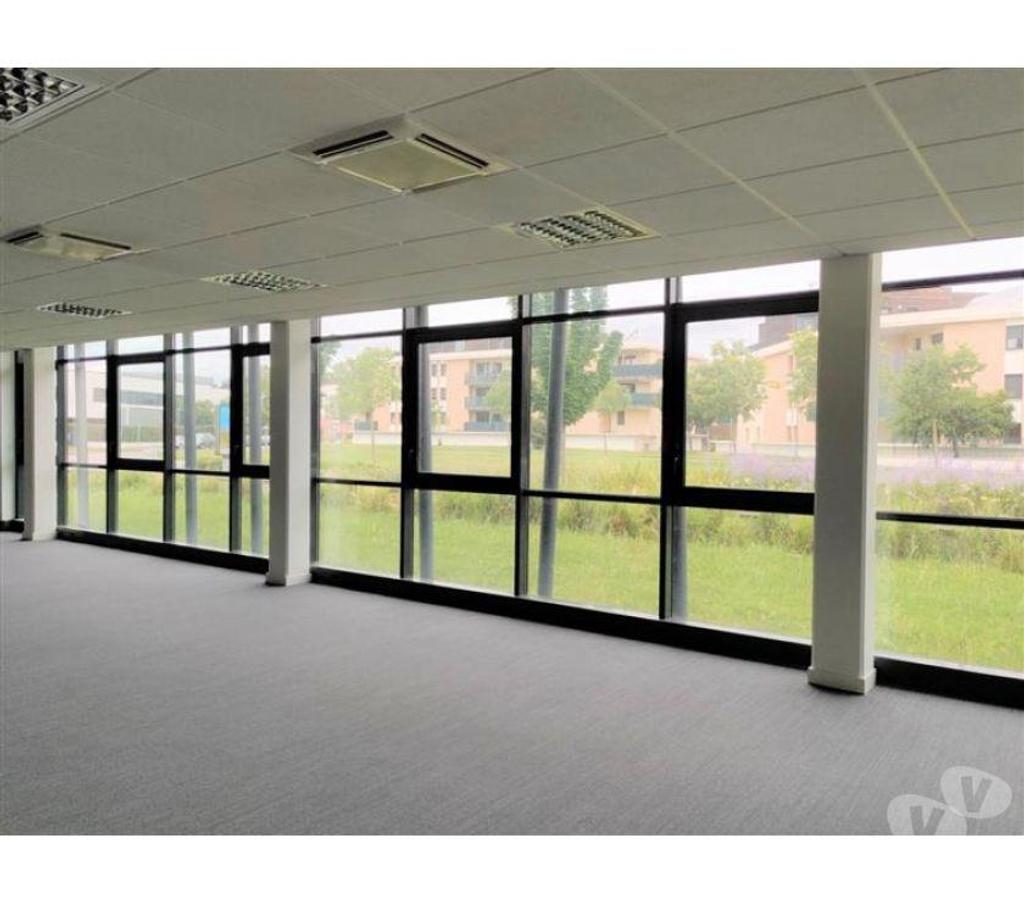 bureaux locaux Haute-Garonne Colomiers - 31770 - Photos Vivastreet (X-18247) Bureaux Vide 321 m²