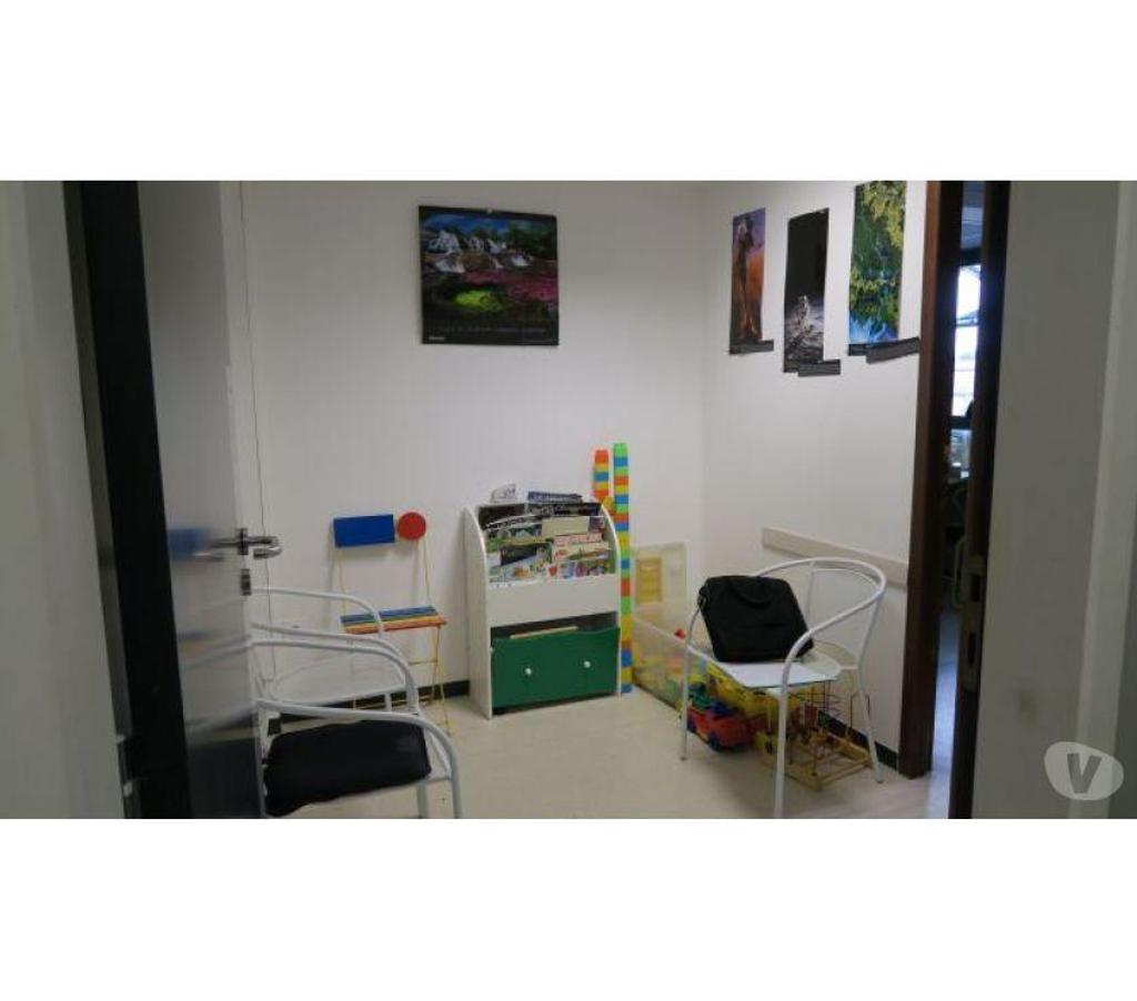 bureaux locaux Haute-Garonne Plaisance du Touch - 31830 - Photos Vivastreet (X-18443) Bureaux Vide 23 m²