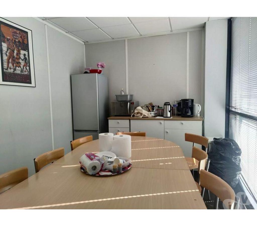 bureaux locaux Haute-Garonne Toulouse - Photos Vivastreet (X-17162) Bureaux Vide 171 m²
