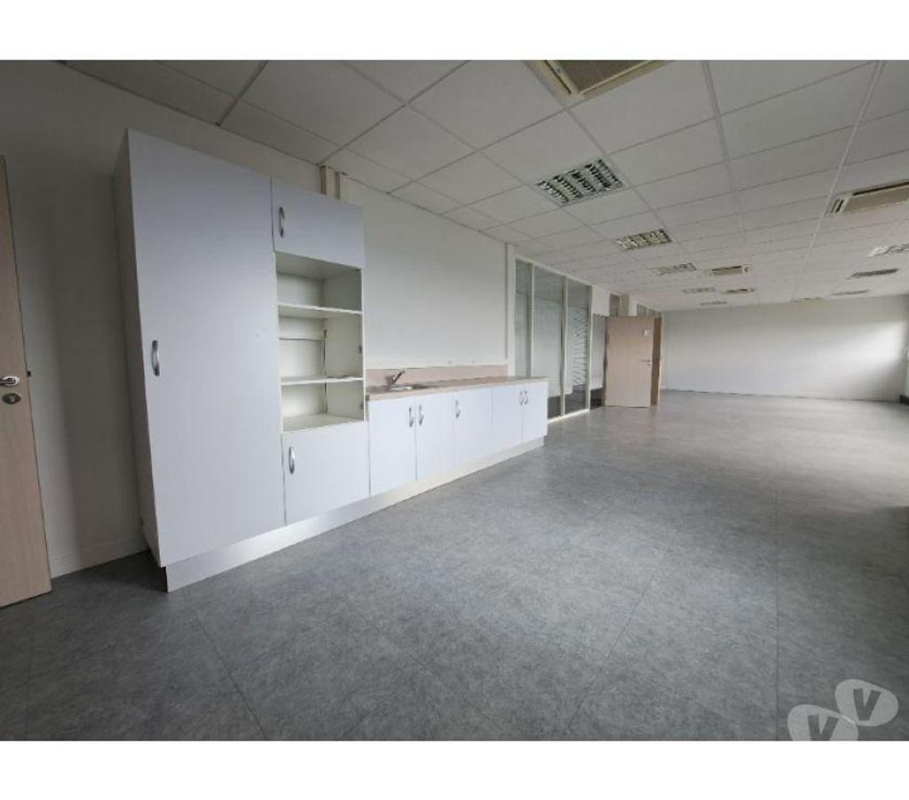 bureaux locaux Haute-Garonne Colomiers - 31770 - Photos Vivastreet (X-18275) Bureaux Vide 1094 m²