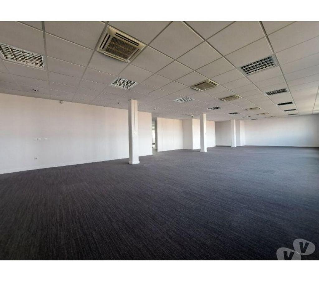 bureaux locaux Haute-Garonne Colomiers - 31770 - Photos Vivastreet (X-18275) Bureaux Vide 1094 m²