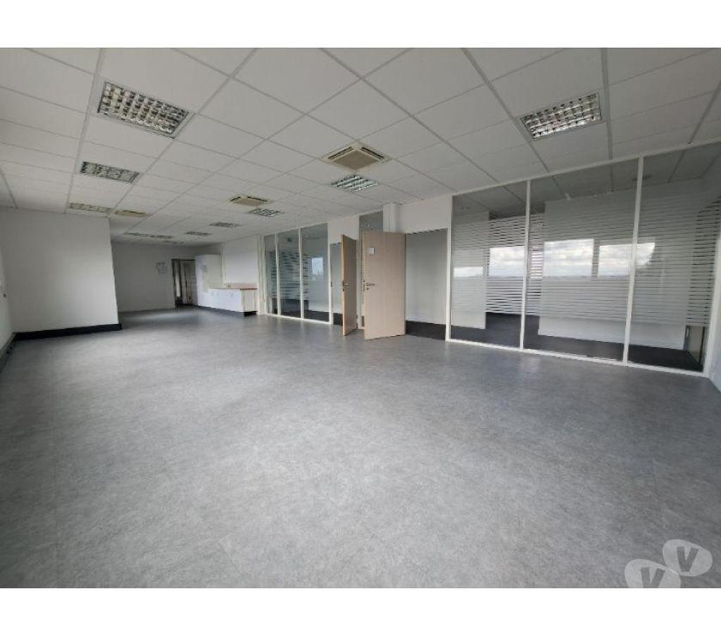 bureaux locaux Haute-Garonne Colomiers - 31770 - Photos Vivastreet (X-18275) Bureaux Vide 1094 m²