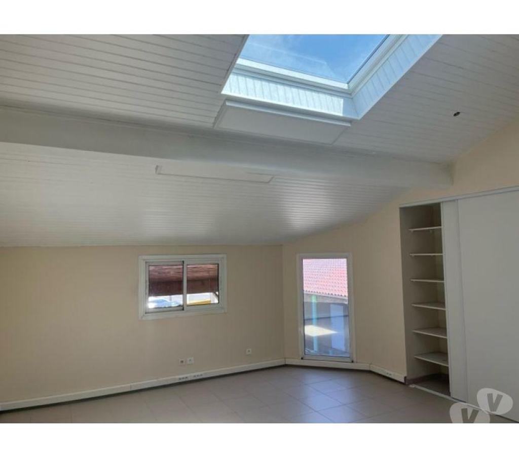 bureaux locaux Haute-Garonne Tournefeuille - 31170 - Photos Vivastreet (X-14921) Bureaux Vide 78 m²