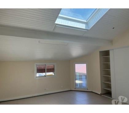 Bureaux Tournefeuille Haute-Garonne - Photos Vivastreet (X-14921) Bureaux Vide 78 m²