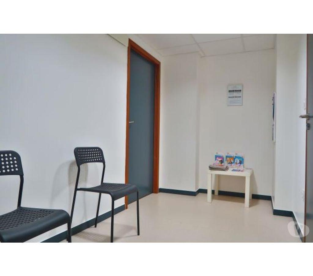 bureaux locaux Haute-Garonne Plaisance du Touch - 31830 - Photos Vivastreet (X-18444) Bureaux Vide 23 m²