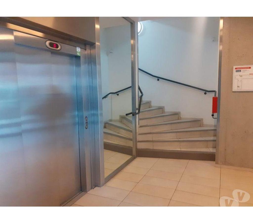 bureaux locaux Haute-Garonne Plaisance du Touch - 31830 - Photos Vivastreet (X-18444) Bureaux Vide 23 m²