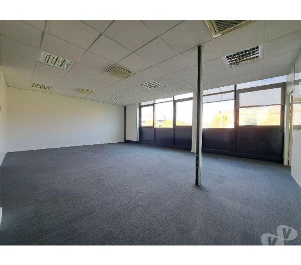 bureaux locaux Haute-Garonne Colomiers - 31770 - Photos Vivastreet (X-18273) Bureaux Vide 1022 m²