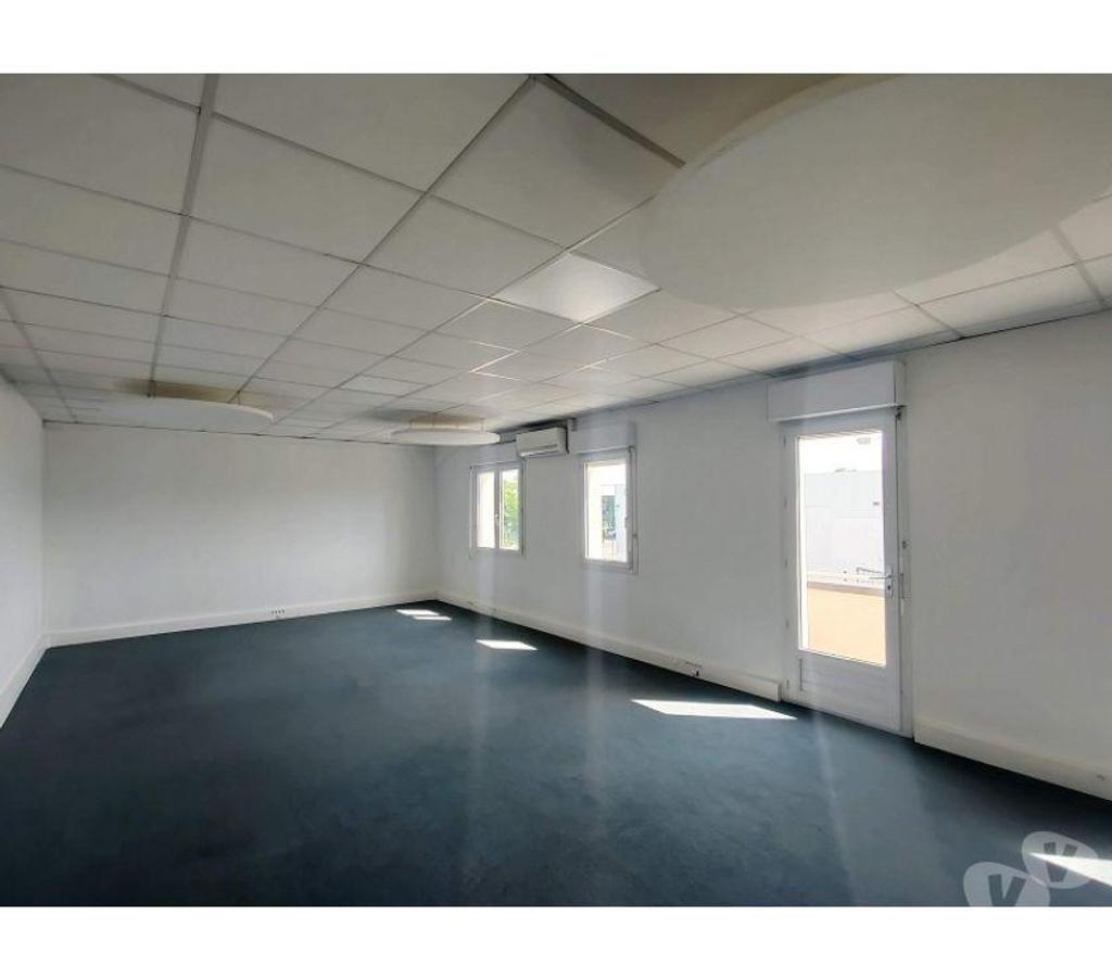 bureaux locaux Haute-Garonne Beauzelle - 31700 - Photos Vivastreet (X-13298) Bureaux Vide 110 m²
