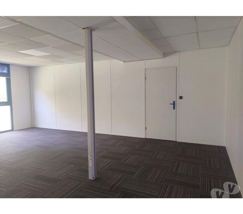 bureaux locaux Haute-Garonne St Jean - 31240 - Photos Vivastreet (X-17392) Bureaux Vide 105 m²