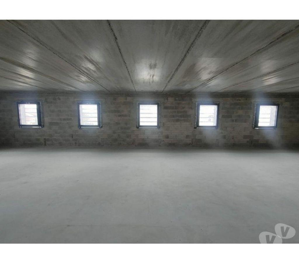 bureaux locaux Haute-Garonne Grenade - 31330 - Photos Vivastreet (X-07847) Bureaux Brut 120 m²