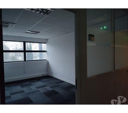 Achat, location bureau Blagnac Haute-Garonne - Photos Vivastreet (X-14531) Bureaux Vide 486 m²