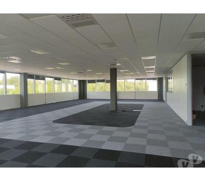 bureaux locaux Labege Haute-Garonne - Photos Vivastreet (X-16944) Bureaux Vide 698 m²