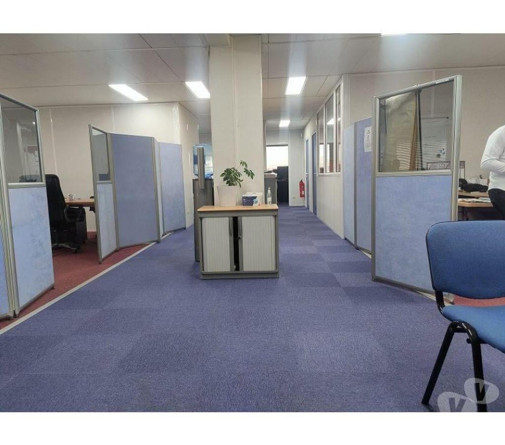 bureaux locaux Haute-Garonne Toulouse - Photos Vivastreet (X-16255) Bureaux Vide 216 m²