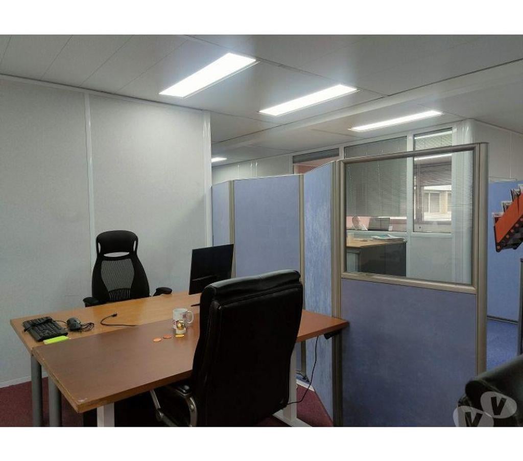bureaux locaux Haute-Garonne Toulouse - Photos Vivastreet (X-16255) Bureaux Vide 216 m²