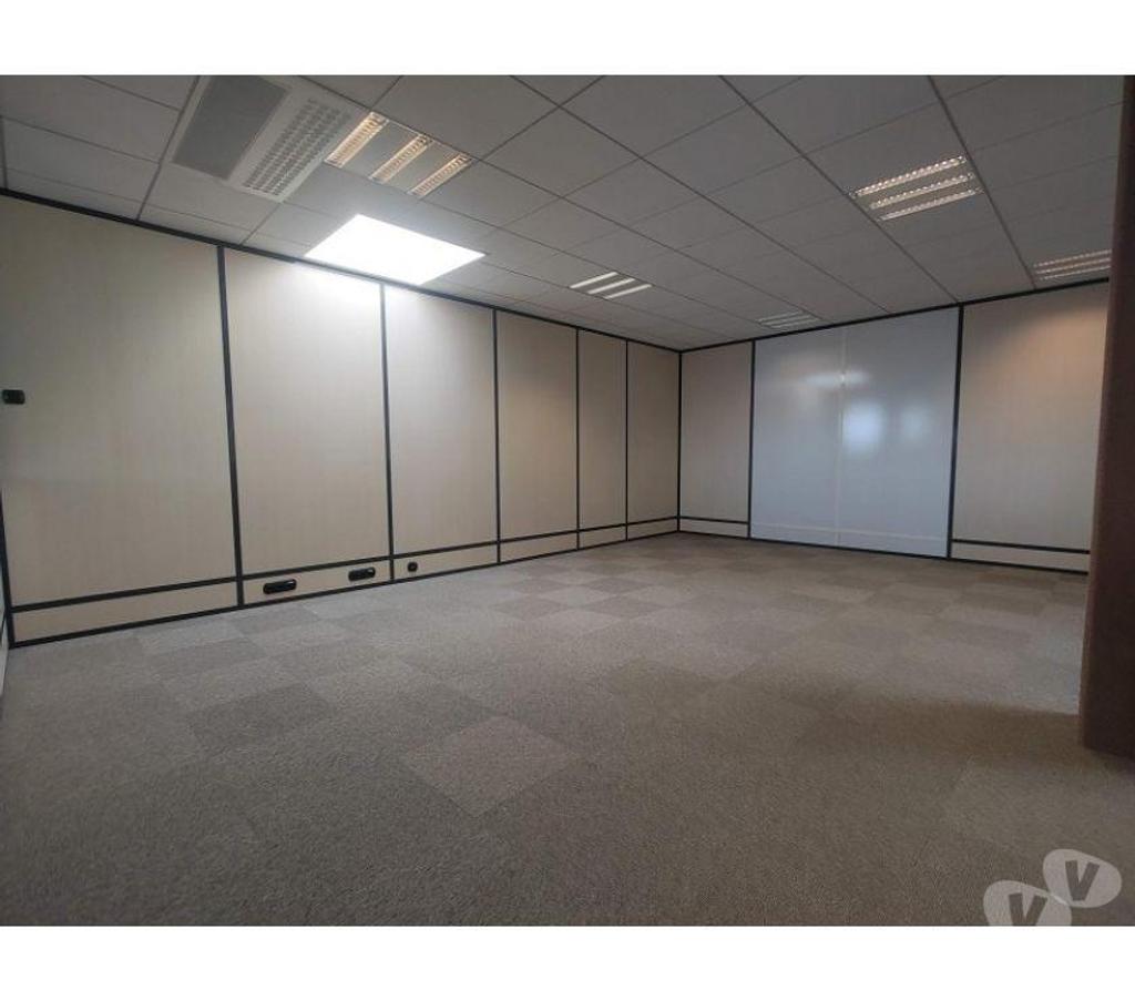 bureaux locaux Haute-Garonne Colomiers - 31770 - Photos Vivastreet (X-15864) Bureaux Vide 474 m²
