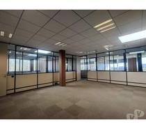 (X-15864) Bureaux Vide 474 m²