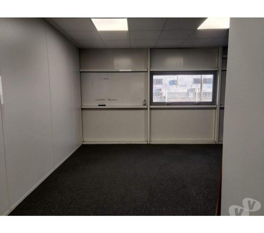 bureaux locaux Haute-Garonne Colomiers - 31770 - Photos Vivastreet (X-18043) Bureaux Vide 209 m²