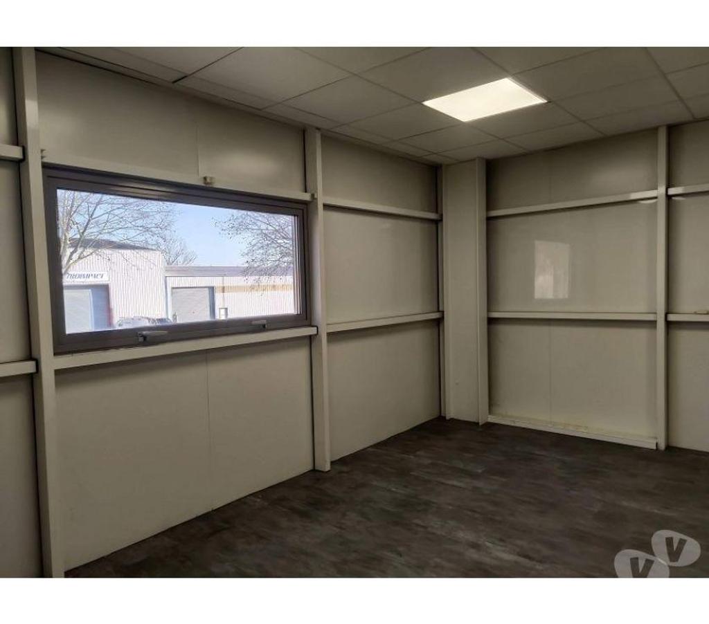 bureaux locaux Haute-Garonne Colomiers - 31770 - Photos Vivastreet (X-18043) Bureaux Vide 209 m²
