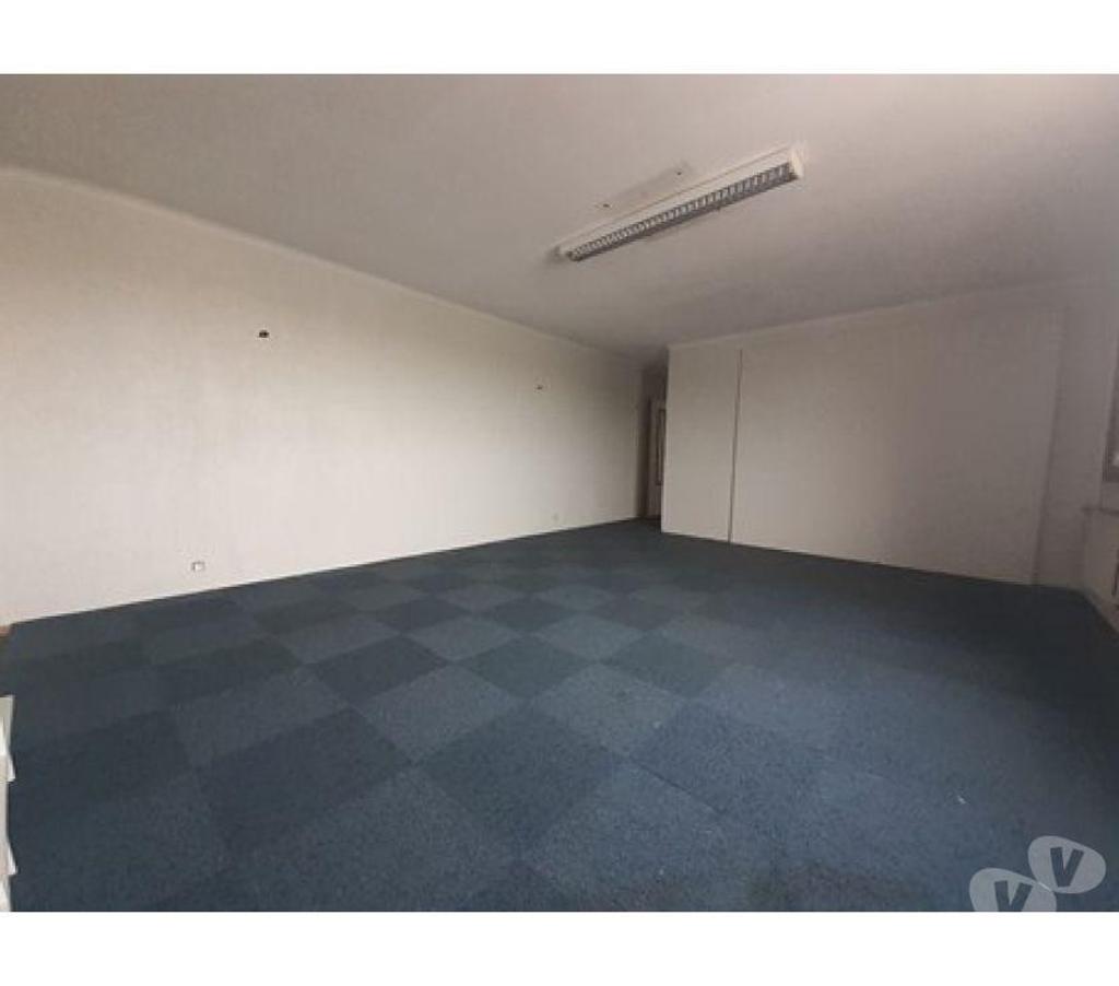 bureaux locaux Haute-Garonne Portet sur Garonne - 31120 - Photos Vivastreet (X-11540) Bureaux Vide 176 m²