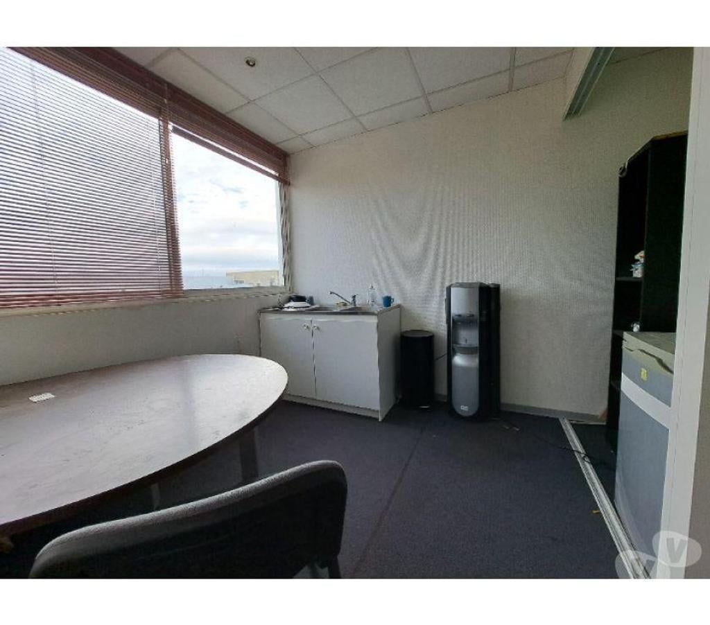 bureaux locaux Haute-Garonne Toulouse - Photos Vivastreet (X-18240) Bureaux Vide 75 m²