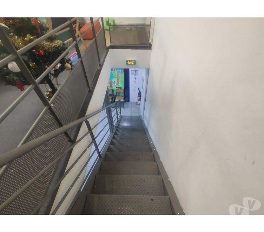 bureaux locaux Haute-Garonne La Salvetat St Gilles - 31880 - Photos Vivastreet (X-18073) Bureaux Vide 303 m²
