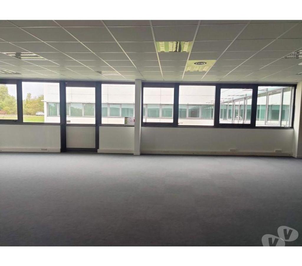 bureaux locaux Haute-Garonne Labege - 31670 - Photos Vivastreet (X-15859) Bureaux Vide 223 m²
