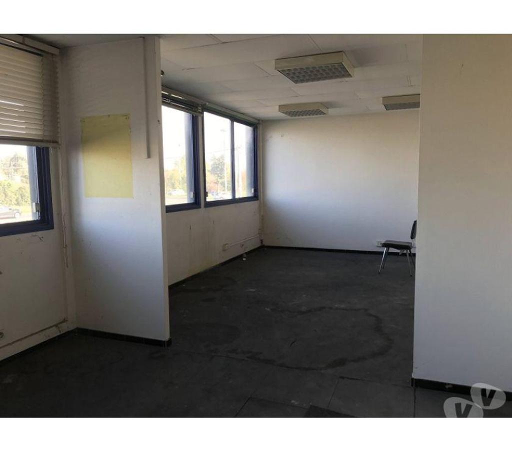 bureaux locaux Haute-Garonne Lespinasse - 31150 - Photos Vivastreet (X-17908) Bureaux Vide 280 m²