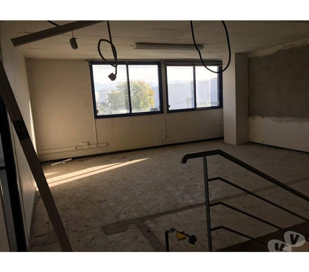 bureaux locaux Haute-Garonne Lespinasse - 31150 - Photos Vivastreet (X-17908) Bureaux Vide 280 m²