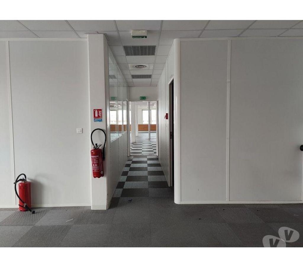 bureaux locaux Haute-Garonne Toulouse - Photos Vivastreet (X-15507) Bureaux Vide 80 m²
