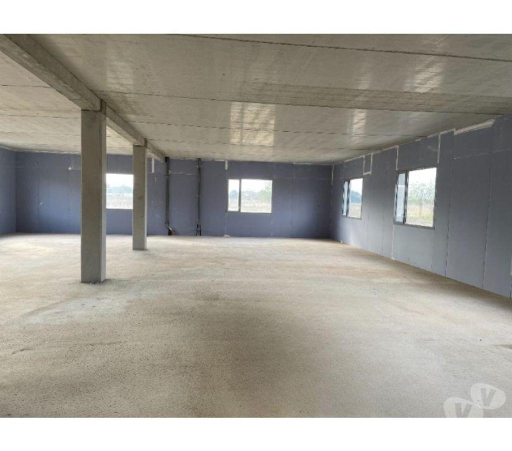 bureaux locaux Haute-Garonne Muret - 31600 - Photos Vivastreet (X-17382) Bureaux Brut 233 m²