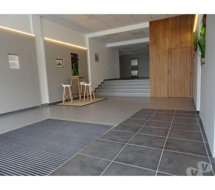 bureaux a louer, vendre Colomiers Haute-Garonne - Photos Vivastreet (X-08219) Bureaux Vide 171 m²