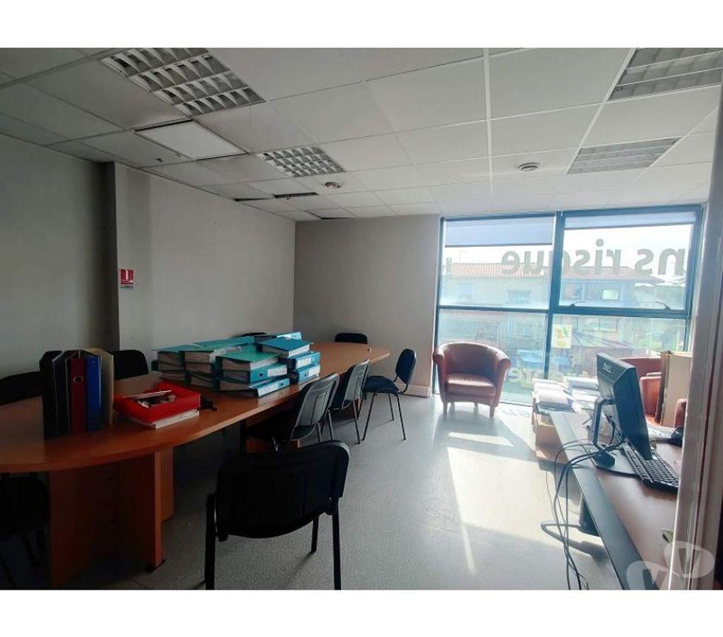 bureaux locaux Haute-Garonne Toulouse - Photos Vivastreet (X-18447) Bureaux Vide 258 m²