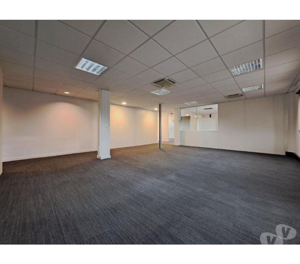 bureaux locaux Haute-Garonne Colomiers - 31770 - Photos Vivastreet (X-18272) Bureaux Vide 910 m²