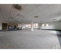 bureaux locaux Haute-Garonne Colomiers - 31770 - Photos Vivastreet (X-18272) Bureaux Vide 910 m²