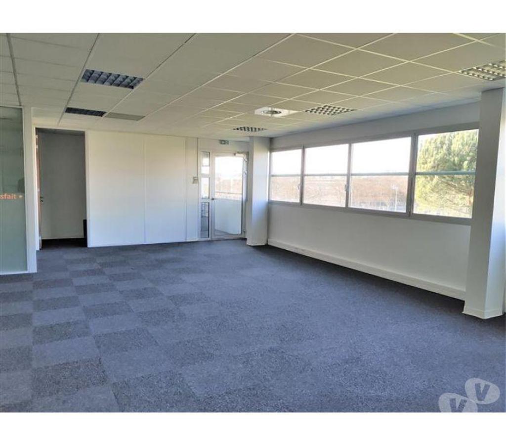 bureaux locaux Haute-Garonne Labege - 31670 - Photos Vivastreet (X-18253) Bureaux Vide 337 m²