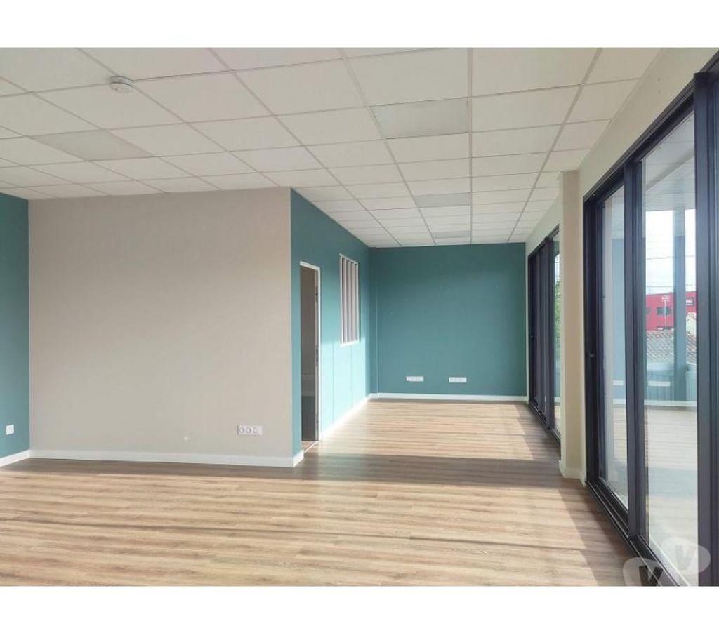 bureaux locaux Haute-Garonne Toulouse - Photos Vivastreet (X-17517) Bureaux Vide 68 m²