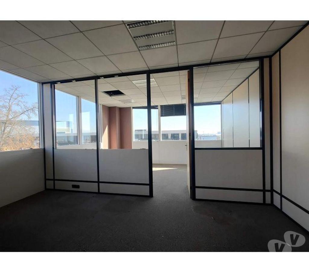 bureaux locaux Haute-Garonne Colomiers - 31770 - Photos Vivastreet (X-15863) Bureaux Vide 176 m²