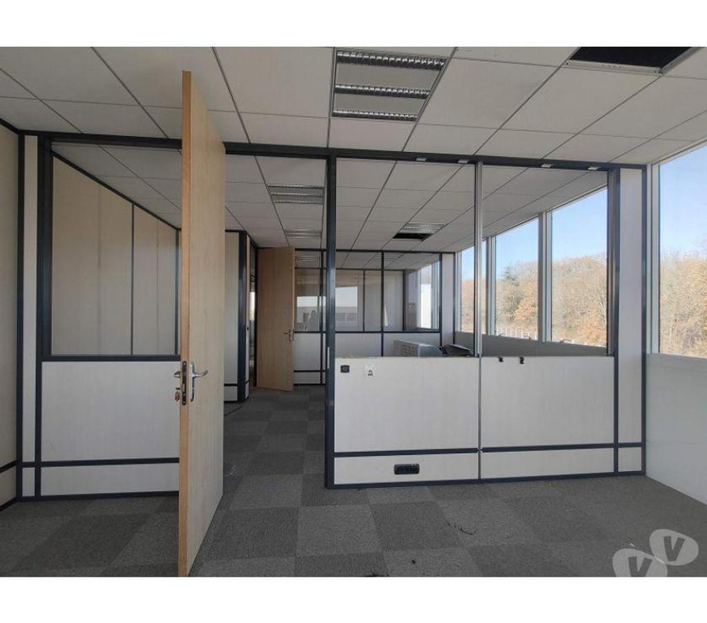 bureaux locaux Haute-Garonne Colomiers - 31770 - Photos Vivastreet (X-15863) Bureaux Vide 176 m²