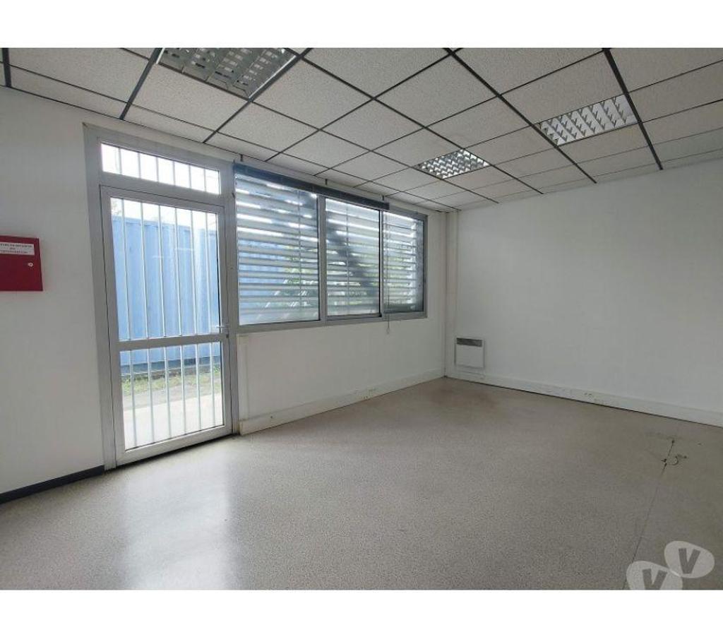 bureaux locaux Haute-Garonne Colomiers - 31770 - Photos Vivastreet (X-07176) Bureaux Vide 120 m²