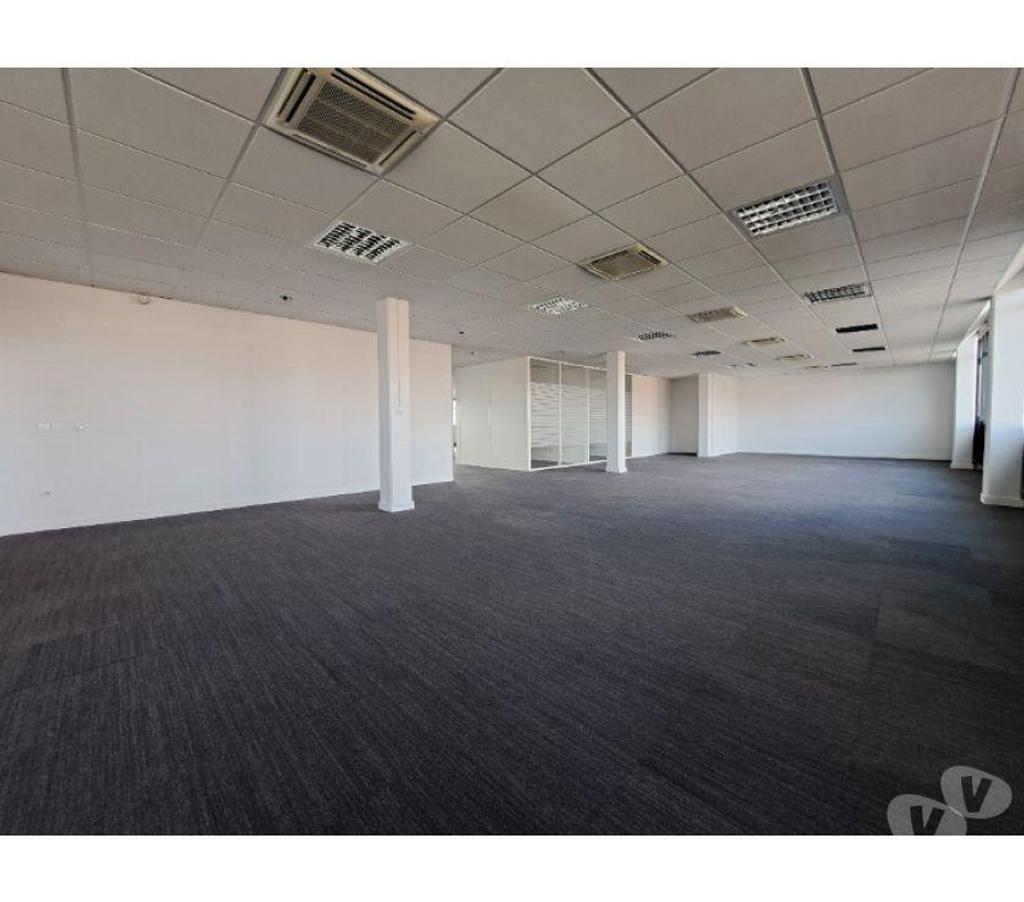 bureaux locaux Haute-Garonne Colomiers - 31770 - Photos Vivastreet (X-18274) Bureaux Vide 1055 m²
