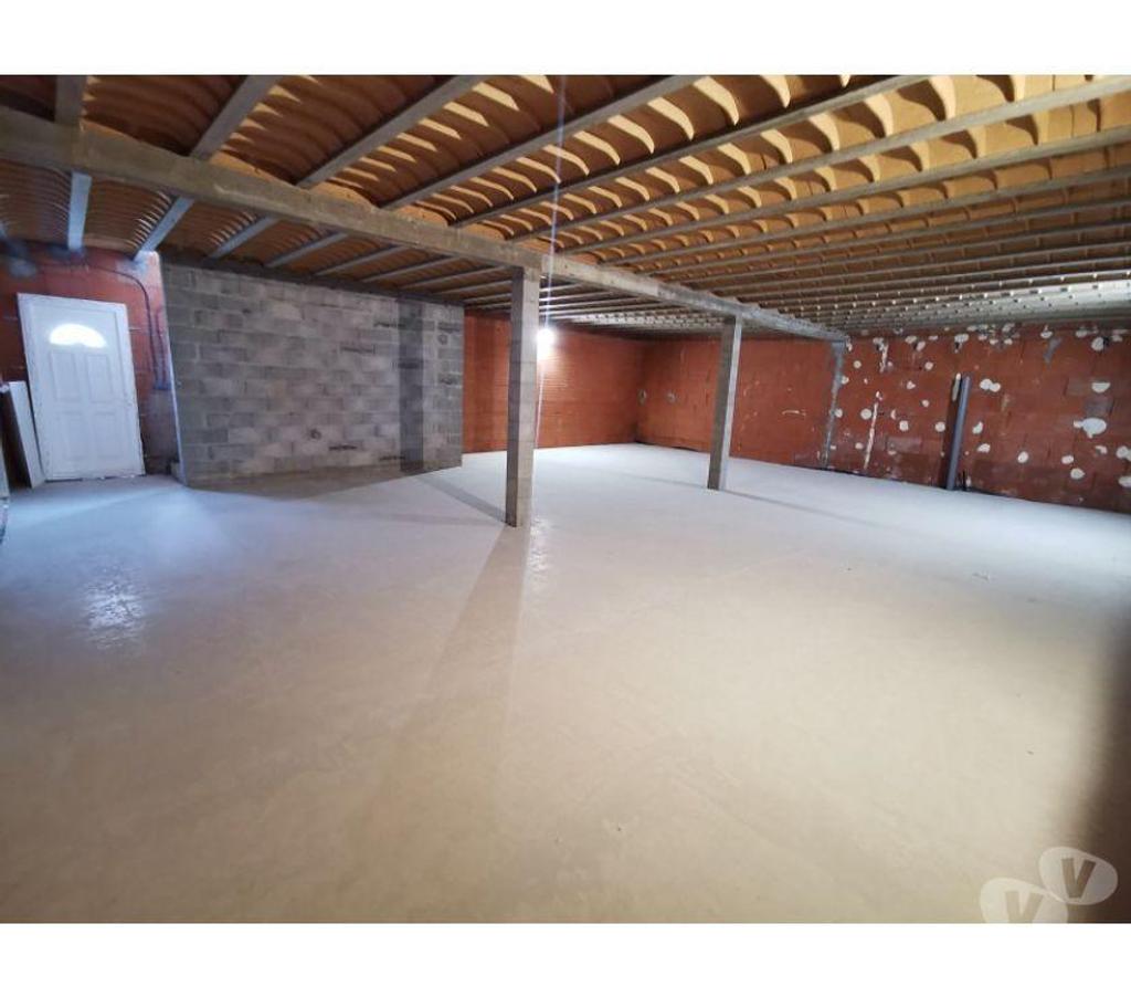 bureaux locaux Gironde Cestas - Photos Vivastreet (X-14996) Bureaux Vide 110 m²